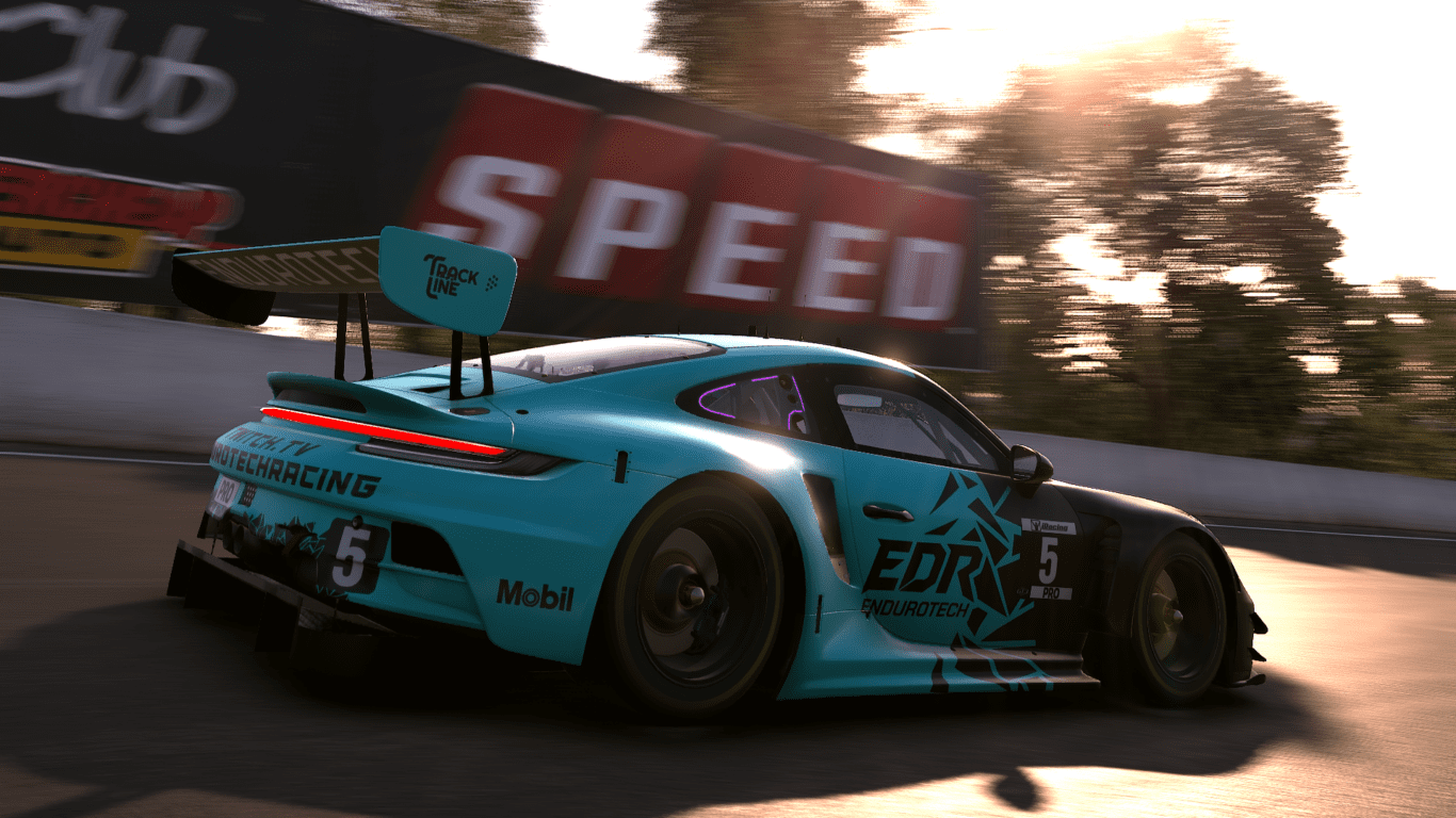Endurotech Racing GT3 car deep into a race stint