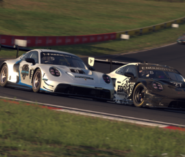 Endurotech Racing car chasing a competitor during an iRacing endurance race